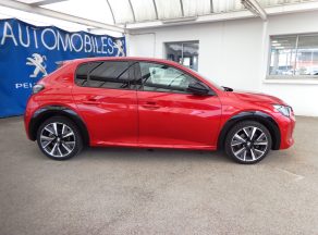 Photo 4 sur 9 - Peugeot 208 Puretech 100 CV GT BVM6