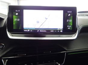 Photo 6 sur 9 - Peugeot 208 Puretech 100 CV GT BVM6