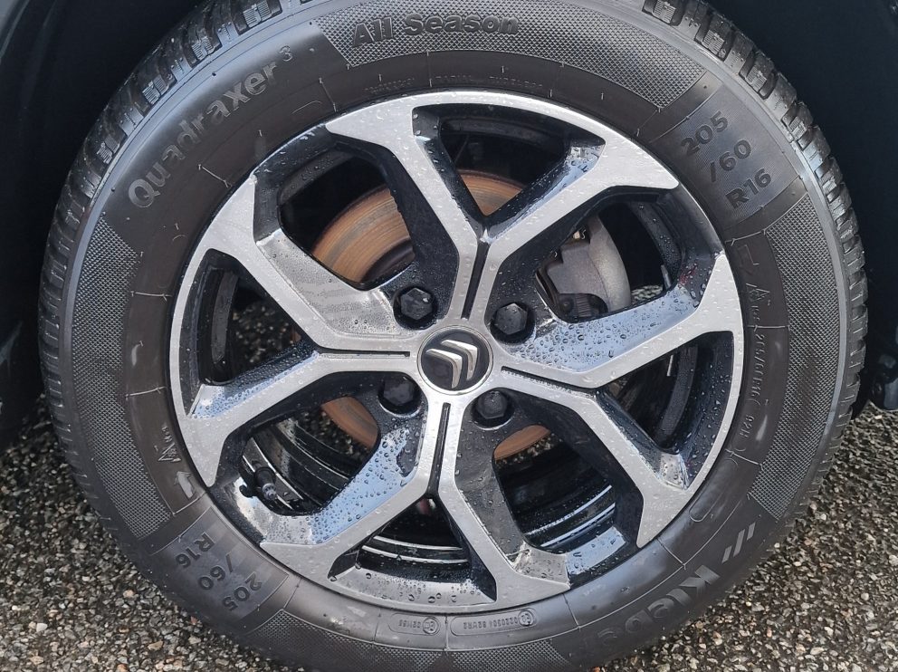 Citroën C3 Aircross B-HDi 110 CV Shine - photo 11