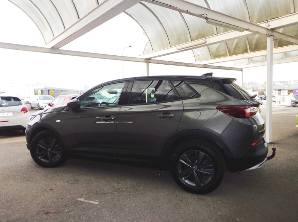 Photo 2 sur 11 - Opel Grandland X 1.5 D 130 CV Ultimate BVM