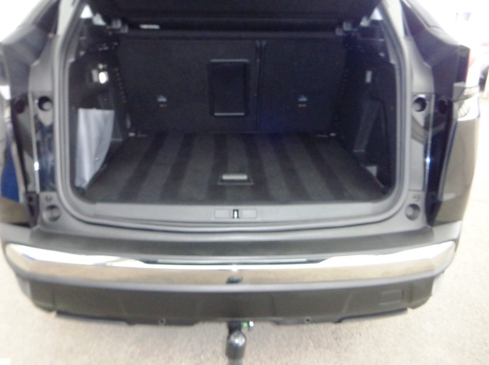 Photo 10 sur 11 - Peugeot 3008 BlueHDi 120 CV Allure BVM