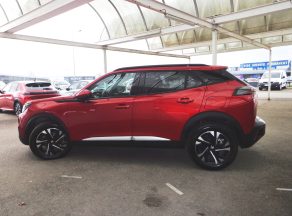 Photo 2 sur 11 - Peugeot 2008 BlueHDi 130 CV Allure Business BVA