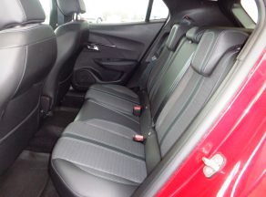 Photo 9 sur 11 - Peugeot 2008 BlueHDi 130 CV Allure Business BVA