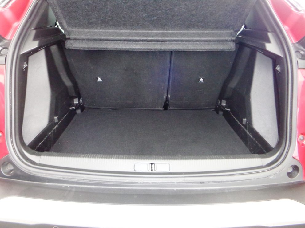 Photo 11 sur 11 - Peugeot 2008 BlueHDi 130 CV Allure Business BVA
