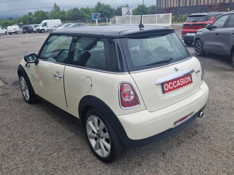 Mini COOPER DIESEL 112 CV  - photo 2