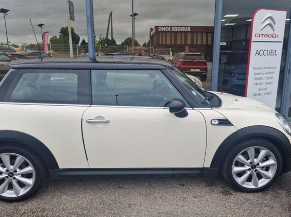 Mini COOPER DIESEL 112 CV  - photo 3