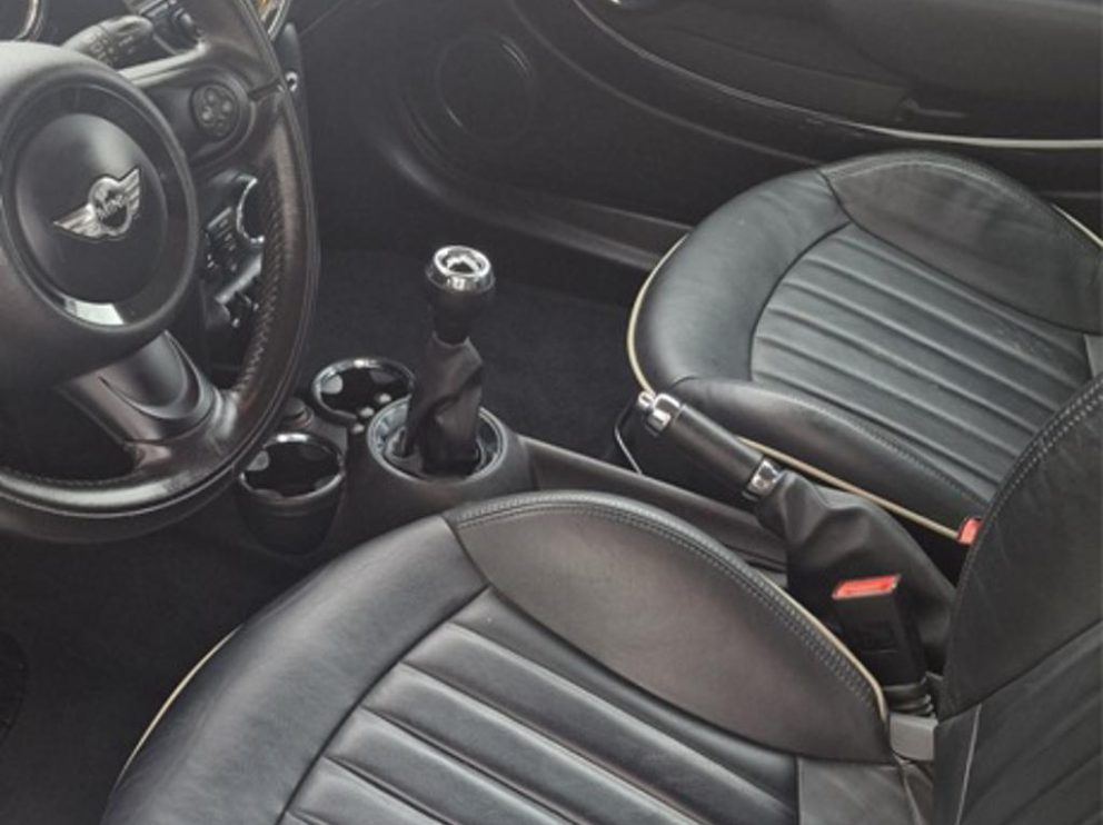 Mini COOPER DIESEL 112 CV  - photo 6