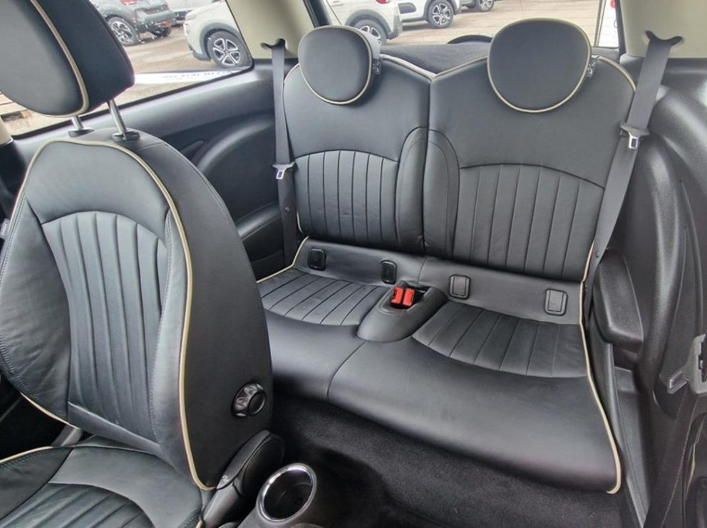Mini COOPER DIESEL 112 CV  - photo 9