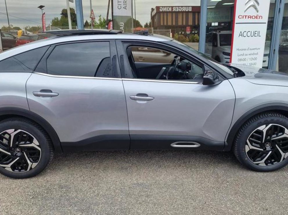 Citroën C4 B-HDI 110 CV SHINE - photo 3