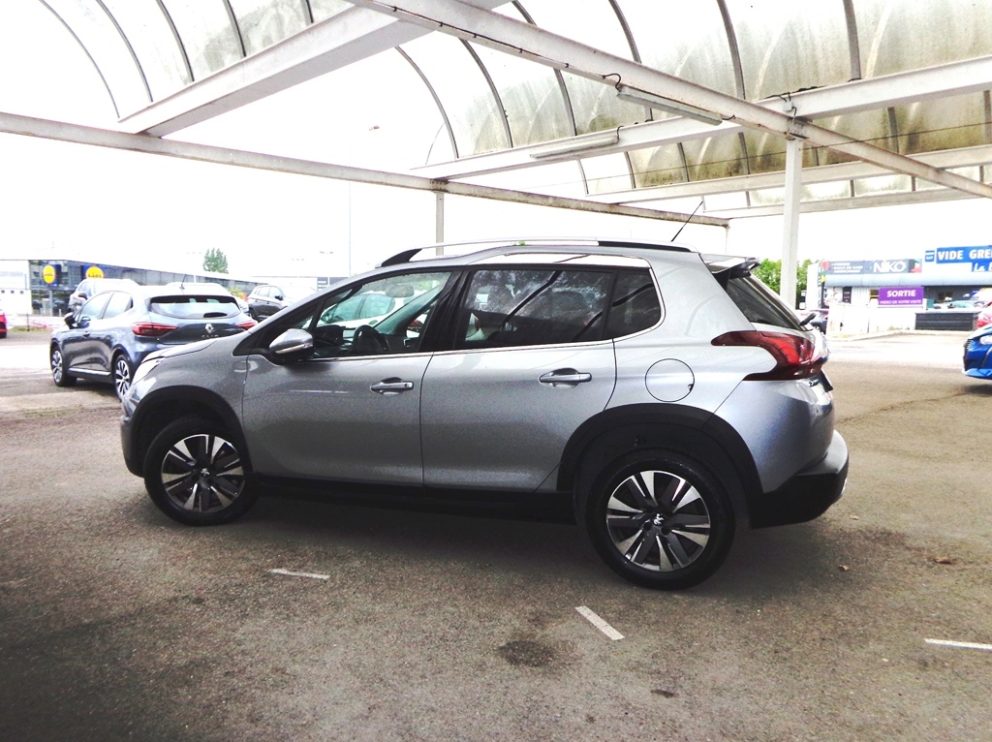 Peugeot 2008 BLUEHDI 100 CV ALLURE BUSINESS BVM - photo 2