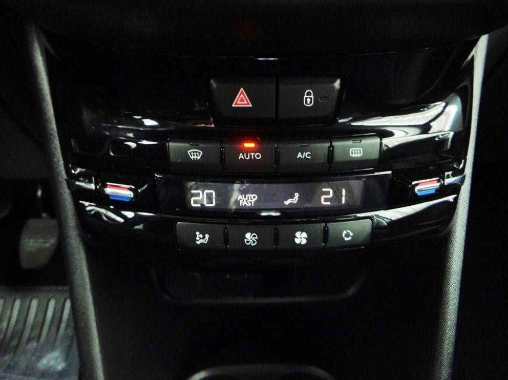 Peugeot 2008 BLUEHDI 100 CV ALLURE BUSINESS BVM - photo 7