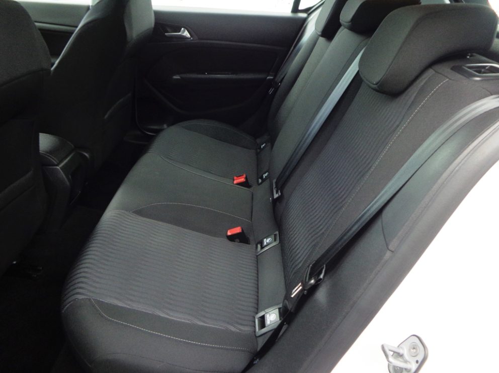 Peugeot 308 BLUEHDI 100 CV ACTIVE BVM - photo 8