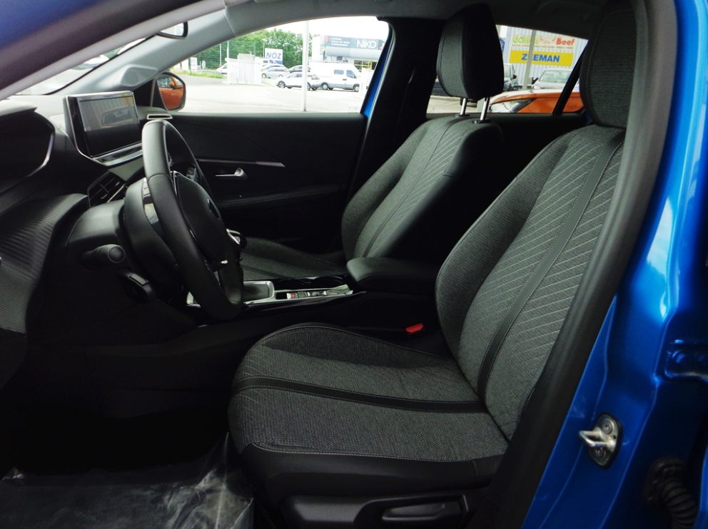 Peugeot 208 NV 208 1.2 I 100 CV ALLURE BVM - photo 4