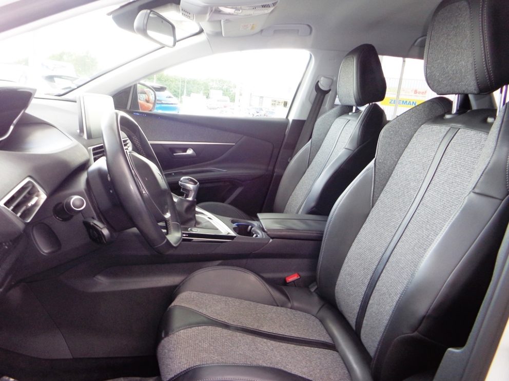 Peugeot 3008 BLUEHDI 130 CV ALLURE BVM - photo 4