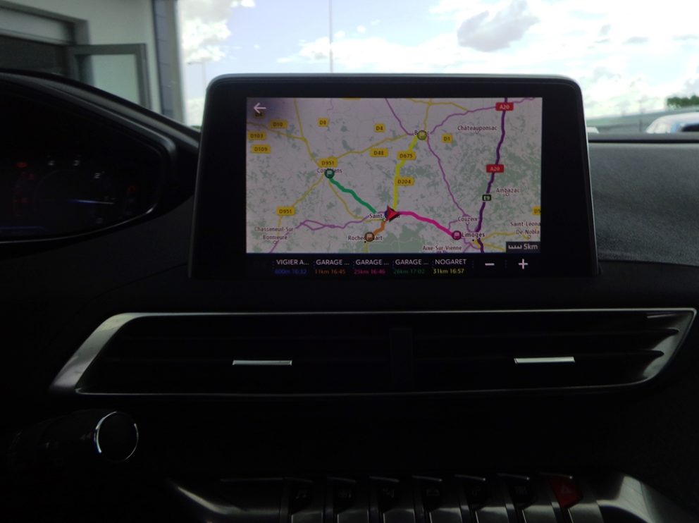 Peugeot 3008 BLUEHDI 130 CV ALLURE BVM - photo 5