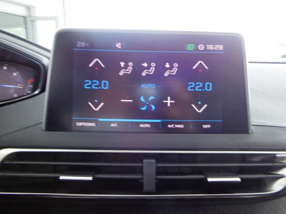 Peugeot 3008 BLUEHDI 130 CV ALLURE BVM - photo 6
