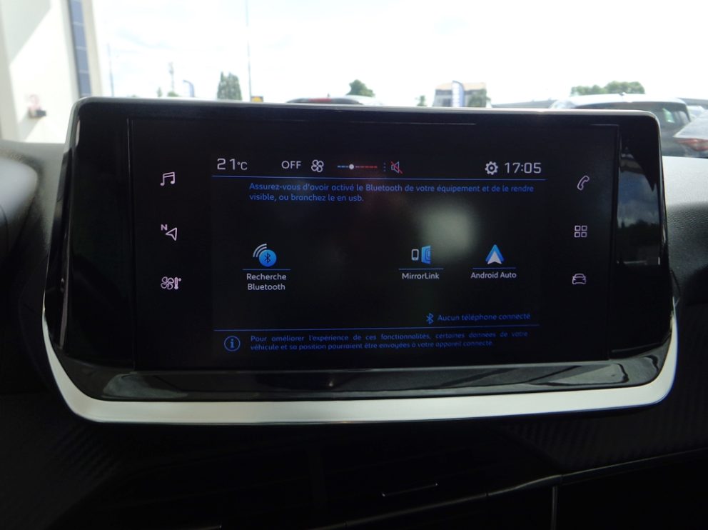 Peugeot 208 PURETECH 75 CV LIKE BVM - photo 5