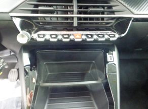 Peugeot 208 PURETECH 75 CV LIKE BVM - photo 7