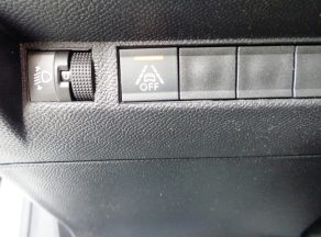 Peugeot 208 PURETECH 75 CV LIKE BVM - photo 9