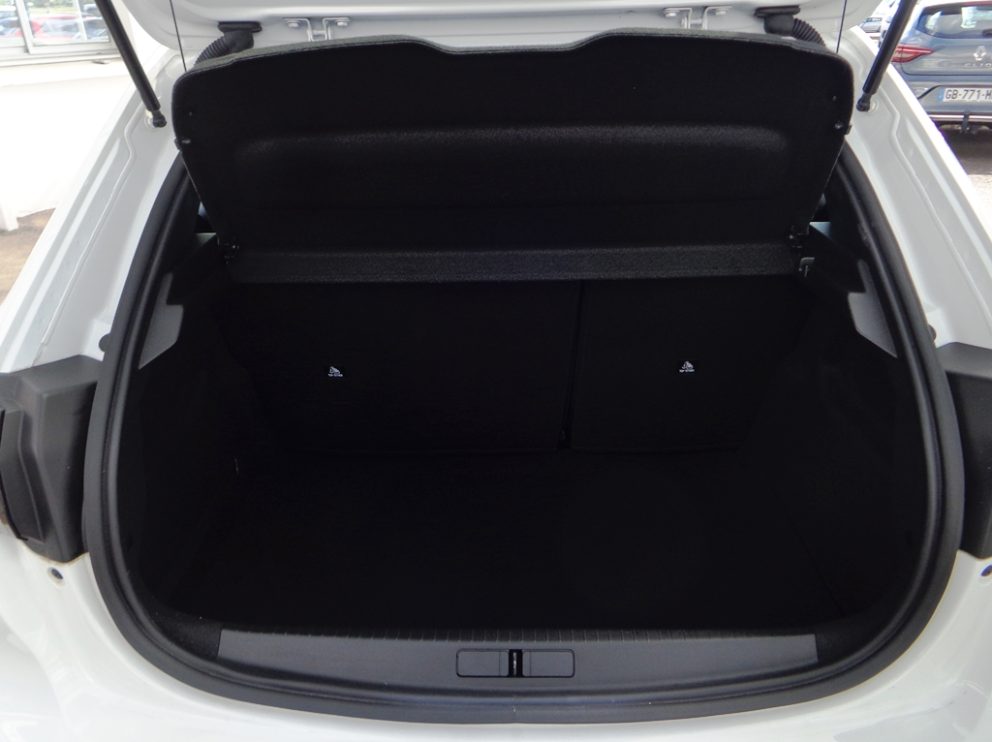 Peugeot 208 PURETECH 75 CV LIKE BVM - photo 12