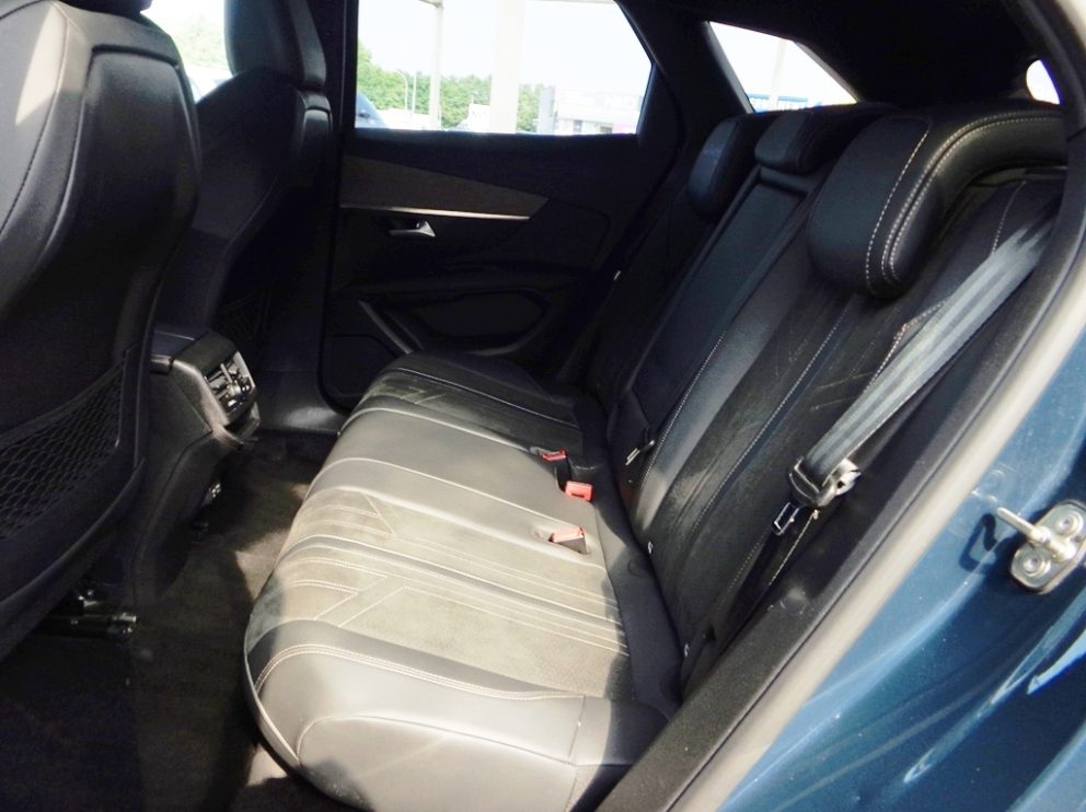 Peugeot 3008 BLUEHDI 130 CV GT EAT8 - photo 13