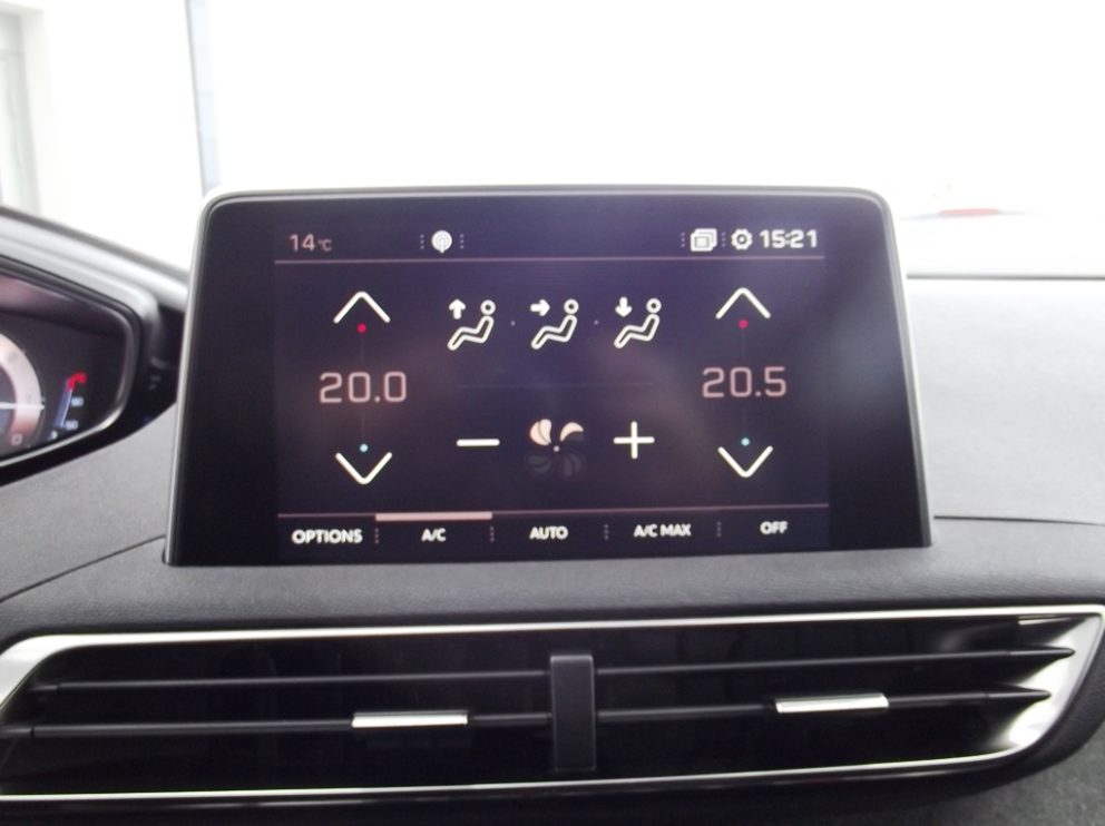Peugeot 3008 BLUEHDI 130 CV GT LINE BVM - photo 4