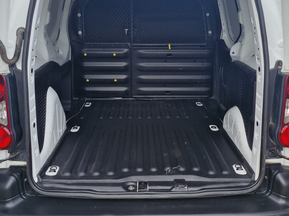 Peugeot PARTNER VAN  B-HDI 100 CV ASPHALT - photo 7