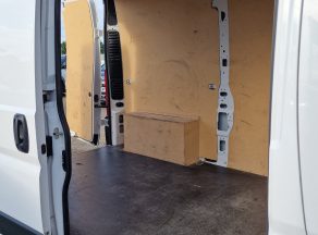 Peugeot BOXER 2.2 HDI 140 CV PACK ASPHALT - photo 9