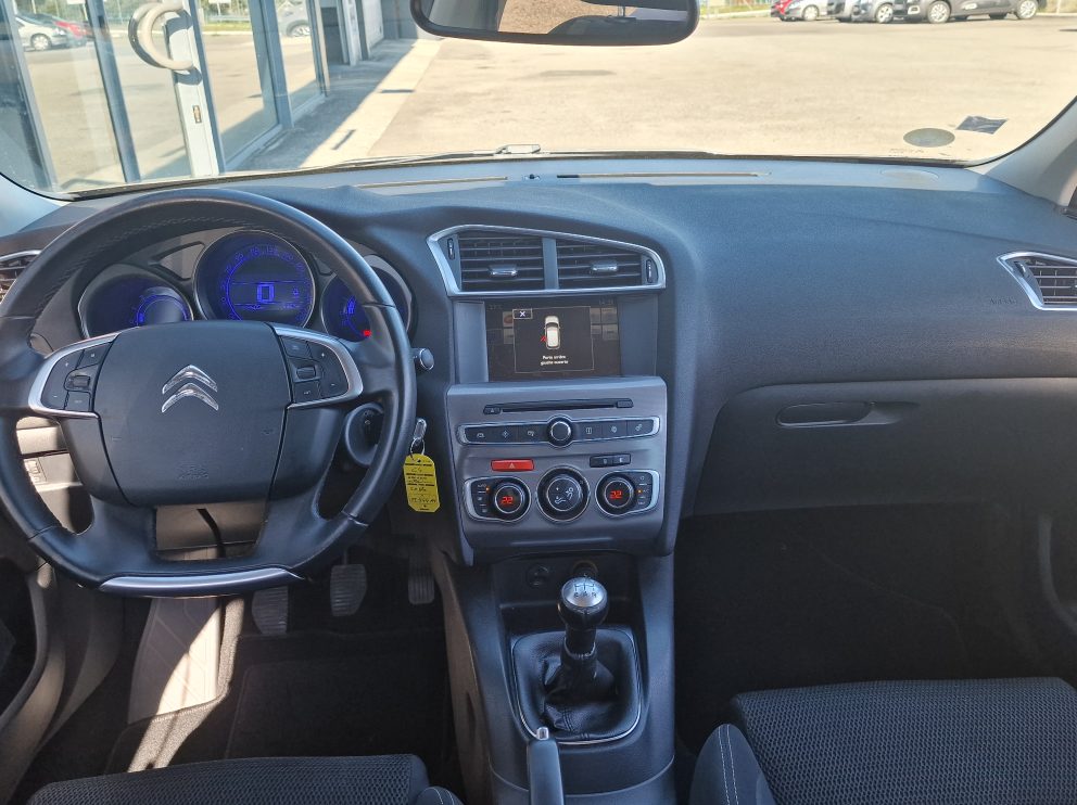 Citroën C4 B-HDI 100 CV MILLENIUM - photo 7