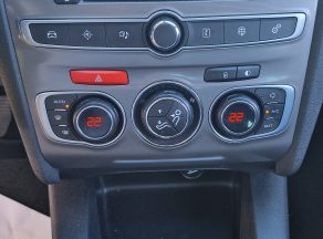 Citroën C4 B-HDI 100 CV MILLENIUM - photo 12