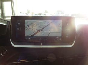 Peugeot 2008 BLUEHDI 130 CV GT  EAT8 - photo 5