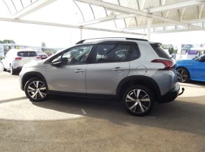 Peugeot 2008 BLUEHDI 120 CV GT LINE EAT6 - photo 2