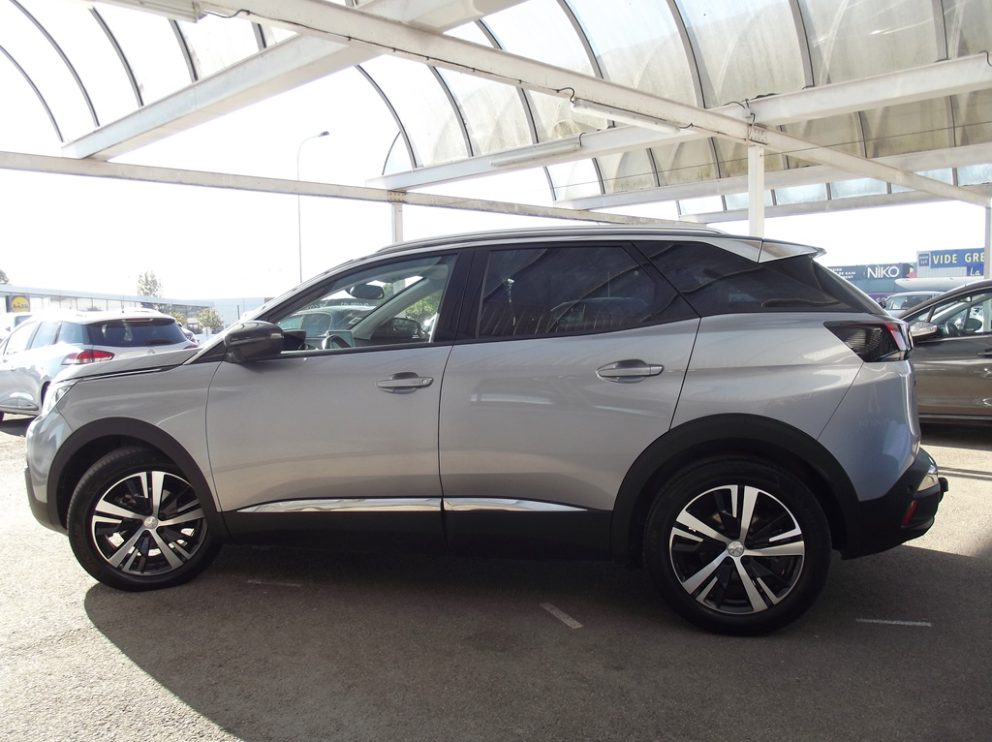 Peugeot 3008 PURETECH 130 CV ALLURE PACK EAT8 - photo 2