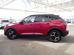 Peugeot 2008 HYBRID 136 E DCS6 GT BVA - photo 2