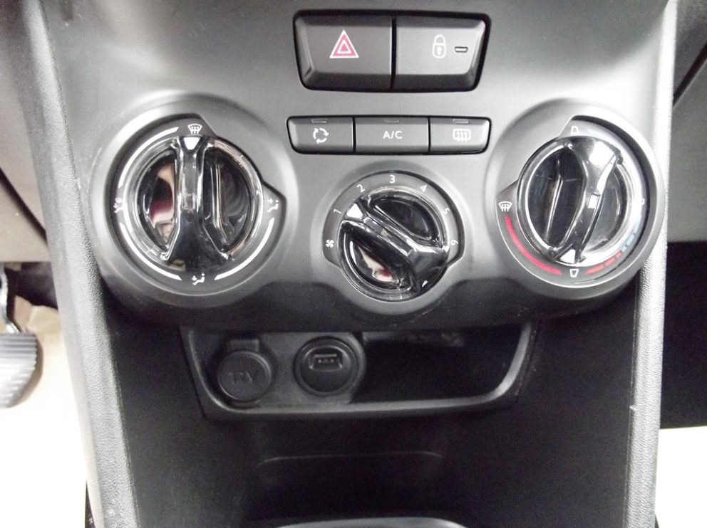 Peugeot 2008 BLUEHDI 100 CV ACTIVE BUSINESS BVM - photo 7