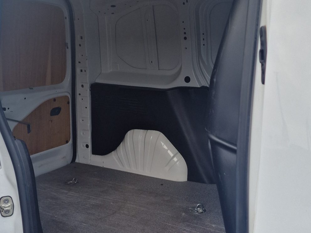 Citroën BERLINGO VAN B-HDI 100 CV DRIVER - photo 9