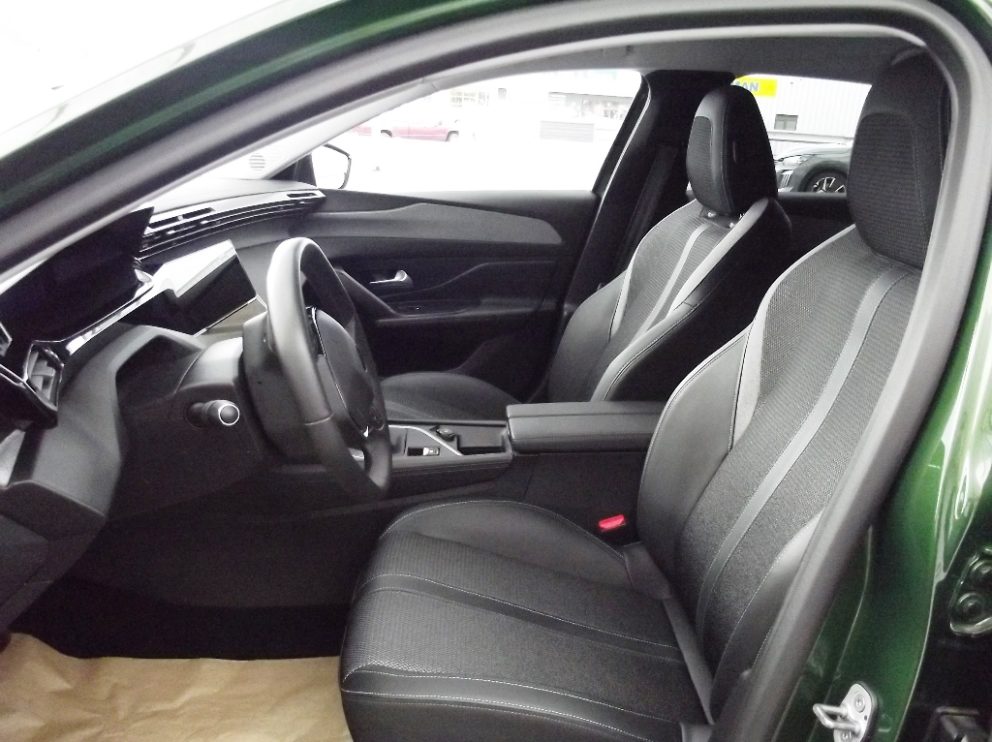 Peugeot 308 BLUEHDI 130 CV ALLURE BVM - photo 4