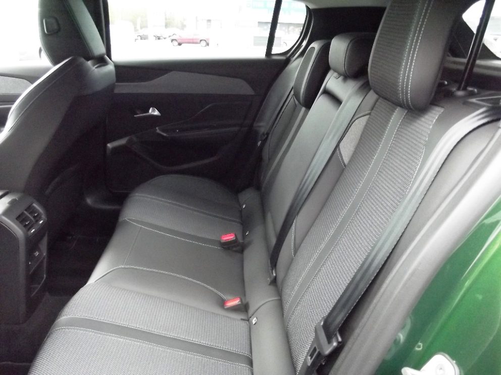 Peugeot 308 BLUEHDI 130 CV ALLURE BVM - photo 9