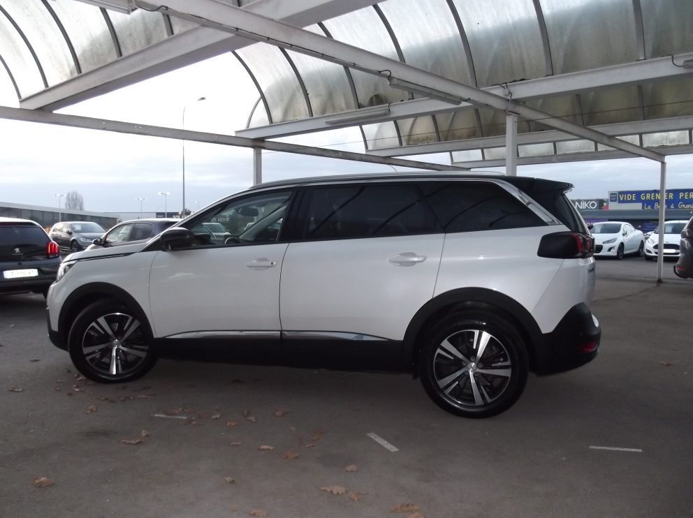 Peugeot 5008 BLUEHDI 130 CV ALLURE BVM - photo 2