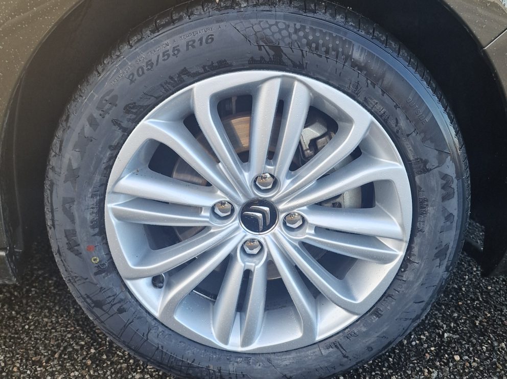 Citroën C4 E-HDI 115 CV MILLENIUM - photo 11