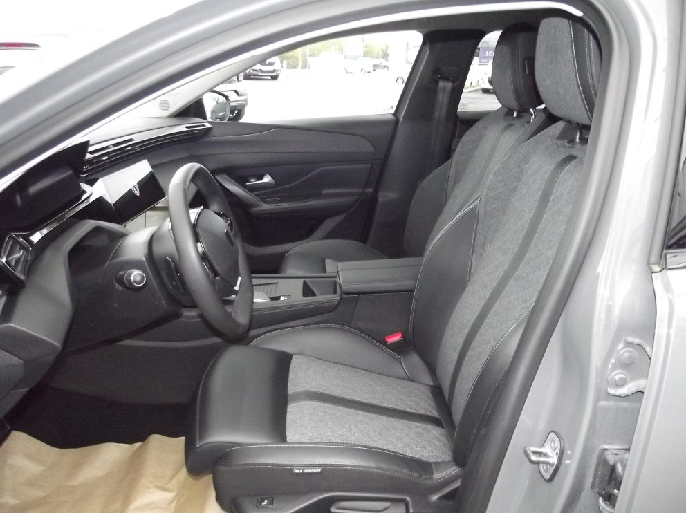 Peugeot 408 HYB E-DCS6 136 CV ALLURE BVA - photo 4