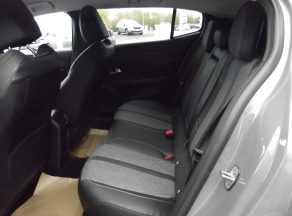 Peugeot 408 HYB E-DCS6 136 CV ALLURE BVA - photo 11