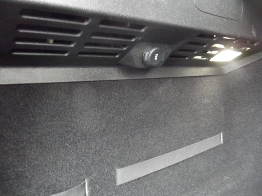 Peugeot 408 HYB E-DCS6 136 CV ALLURE BVA - photo 14