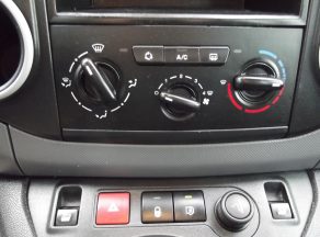 Peugeot PARTNER HDI 90 CV BVM - photo 6