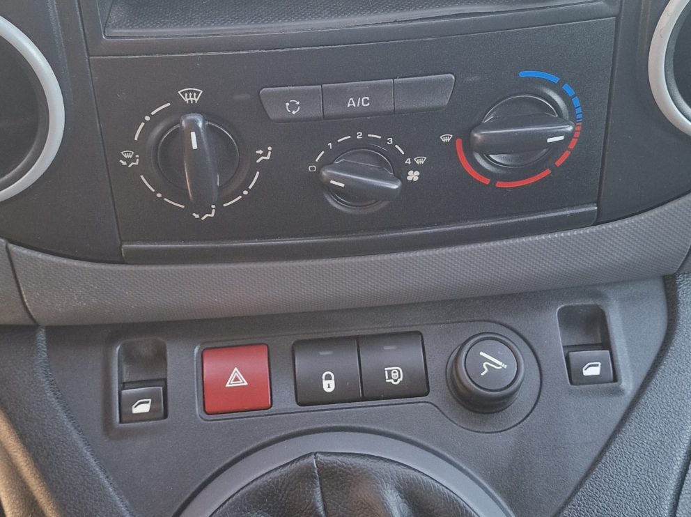 Citroën BERLINGO VAN XL B-HDI 100 CV CLUB - photo 10