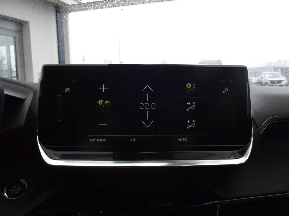 Peugeot 2008 BLUEHDI 130 CV GT PACK EAT8 - photo 9