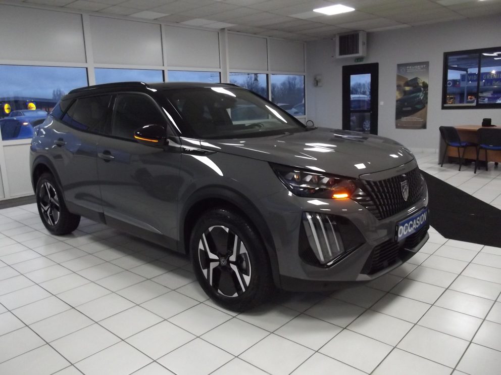 Peugeot 2008 HYBRID 145 E DCS6 GT BVA - photo 1