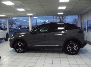 Peugeot 2008 HYBRID 145 E DCS6 GT BVA - photo 2