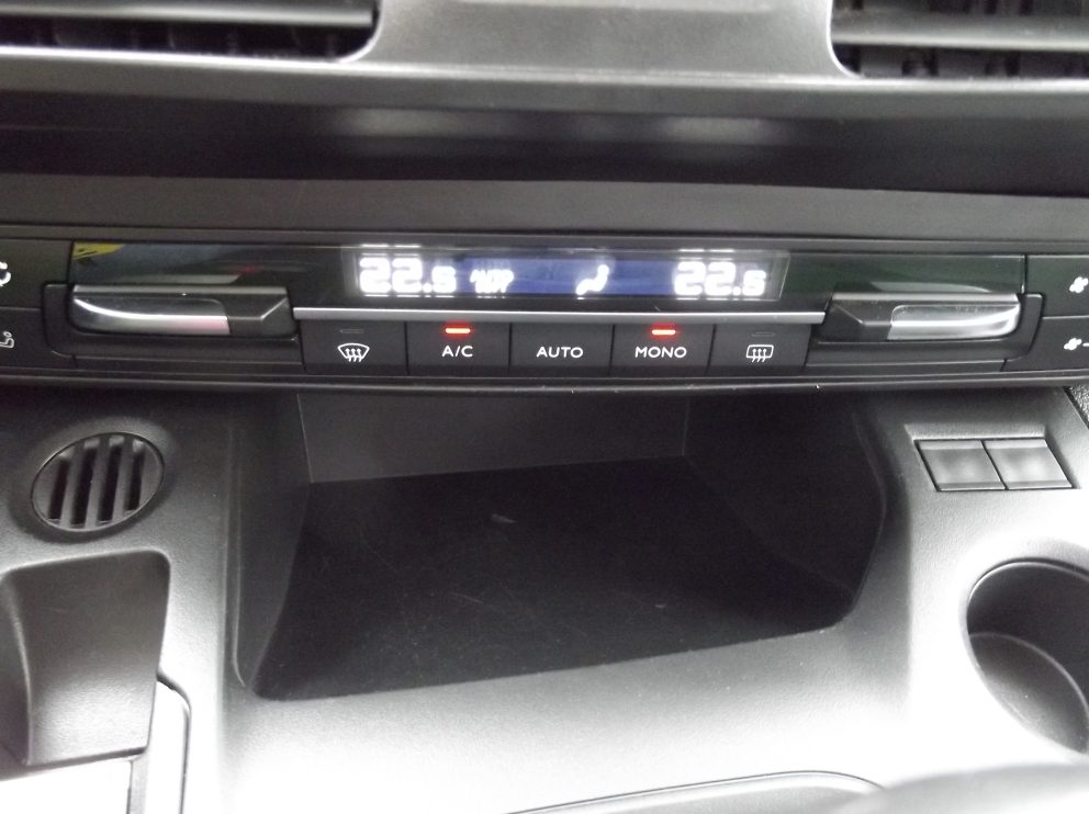 Peugeot RIFTER  BLUEHDI 130 CV ALLURE BVM - photo 9