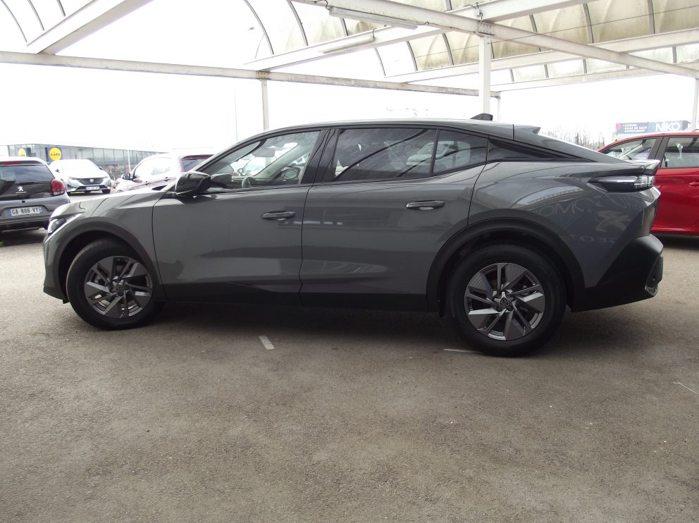 Peugeot 408 HYBRID 136 E DCS6 GT BVA - photo 3